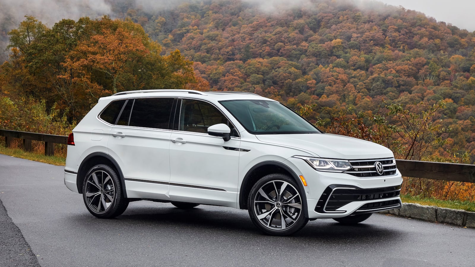 Volkswagen Tiguan — fotografi ilustruese